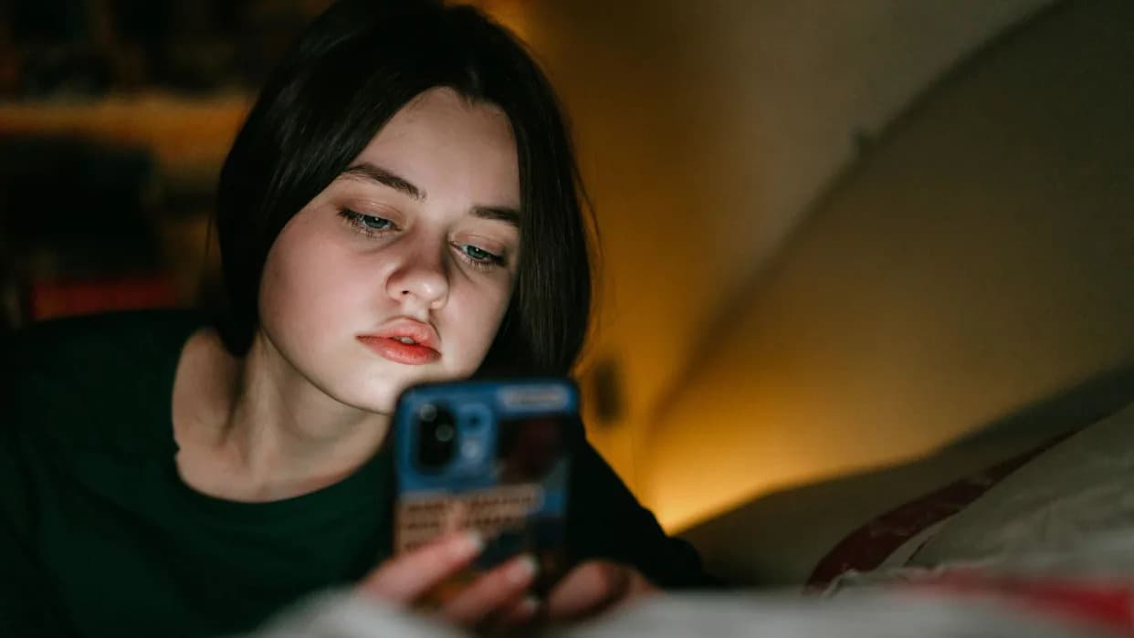 Upozorenje iz Oksforda: AI četbotovi daju nejasne i ponekad opasne medicinske savete