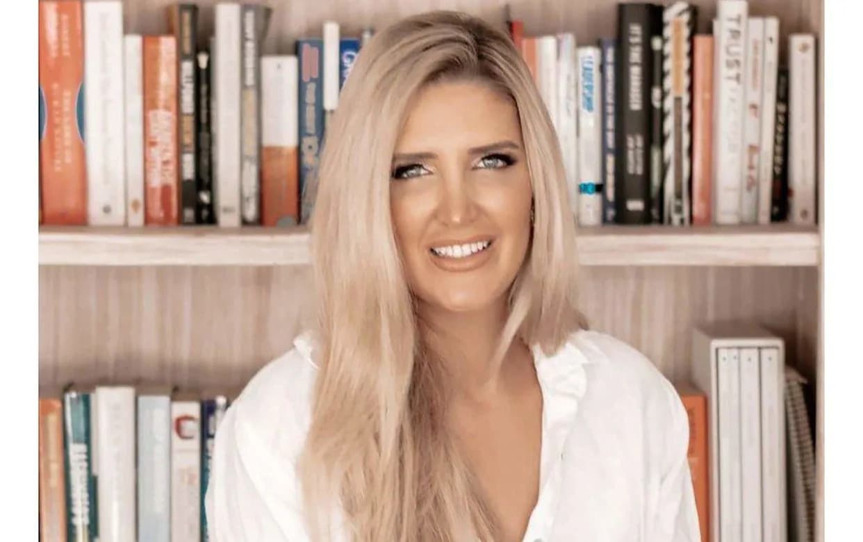 Australijska autorka proglašena krivom zbog romana koji implicira zlostavljanje dece