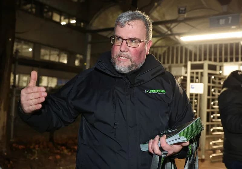 Krajnja Desnica Na Kapiji Fabrike: AfD I Zentrum Ciljaju Radnike Automobilske Industrije