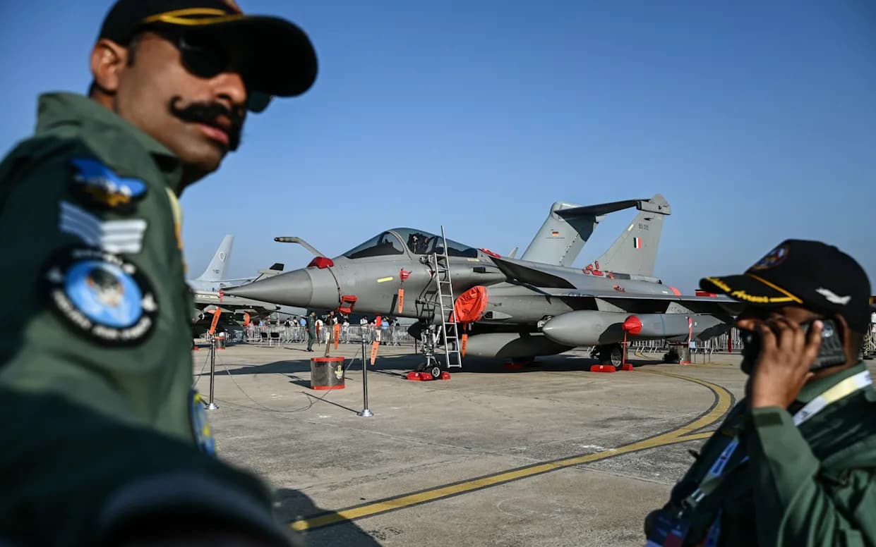 Indija Odobrila Paket Naoružanja Vredan 30 Milijardi Funti — Zaokret Ka SAD I Francuskoj