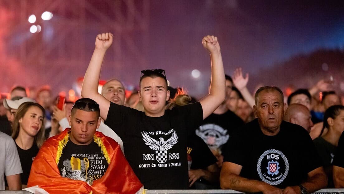 Tompson U Širokom Brijegu: 'Za dom spremni' Na Koncertu i Sporni Snimak S Vaspitačicama Pokrenuli Reakcije