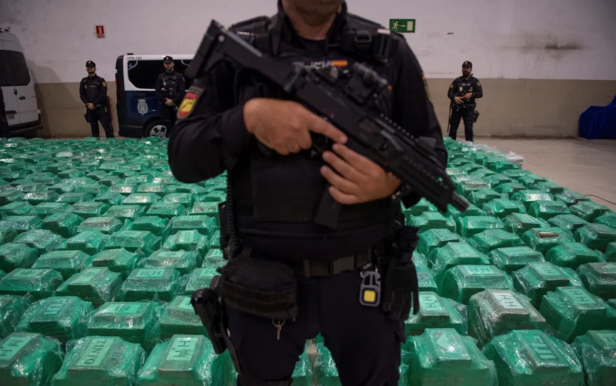 Kralj Kokaina „Bugatti” Uhapšen — Mreža Uvezla 27 Tona Kokaina Uz Pomoć Korumpiranog Policajca