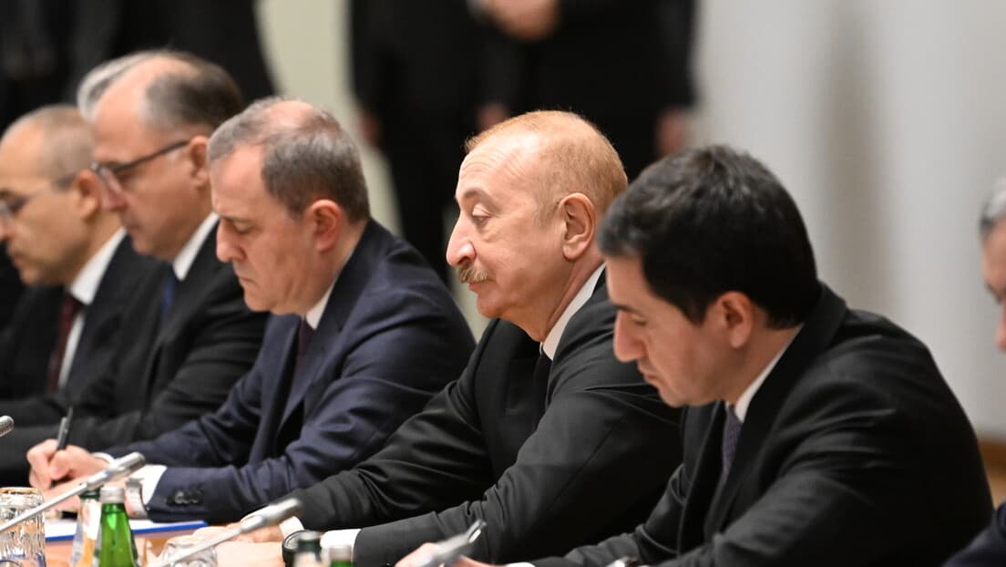 Vučić i Alijev o strateškom partnerstvu: Da li Srbija dobija gasnu elektranu?