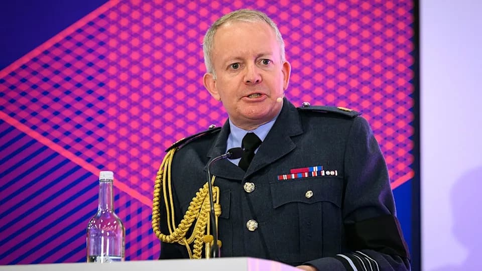 Šefovi odbrane Britanije i Nemačke: Evropa mora hitno ojačati vojni kapacitet zbog ruskih pretnji