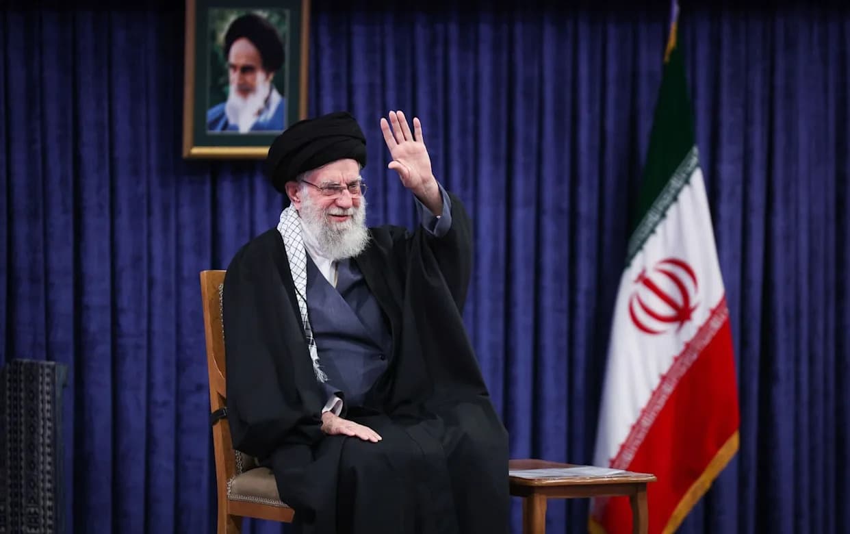 Khamenei Zapretio: "Nosač Aviona Može Završiti Na Dnu Mora" Dok Traju Pregovori U Ženevi
