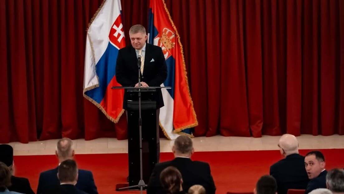 Robert Fico čestitao Dan državnosti Srbiji: Slovačka stoji uz Srbiju i podržava evropske integracije