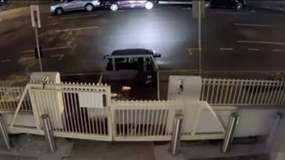 Kamionet Se Zaleteo U Sinagogu U Brizbejnu — Osumnjičeni Optužen Za Zločin Iz Mržnje