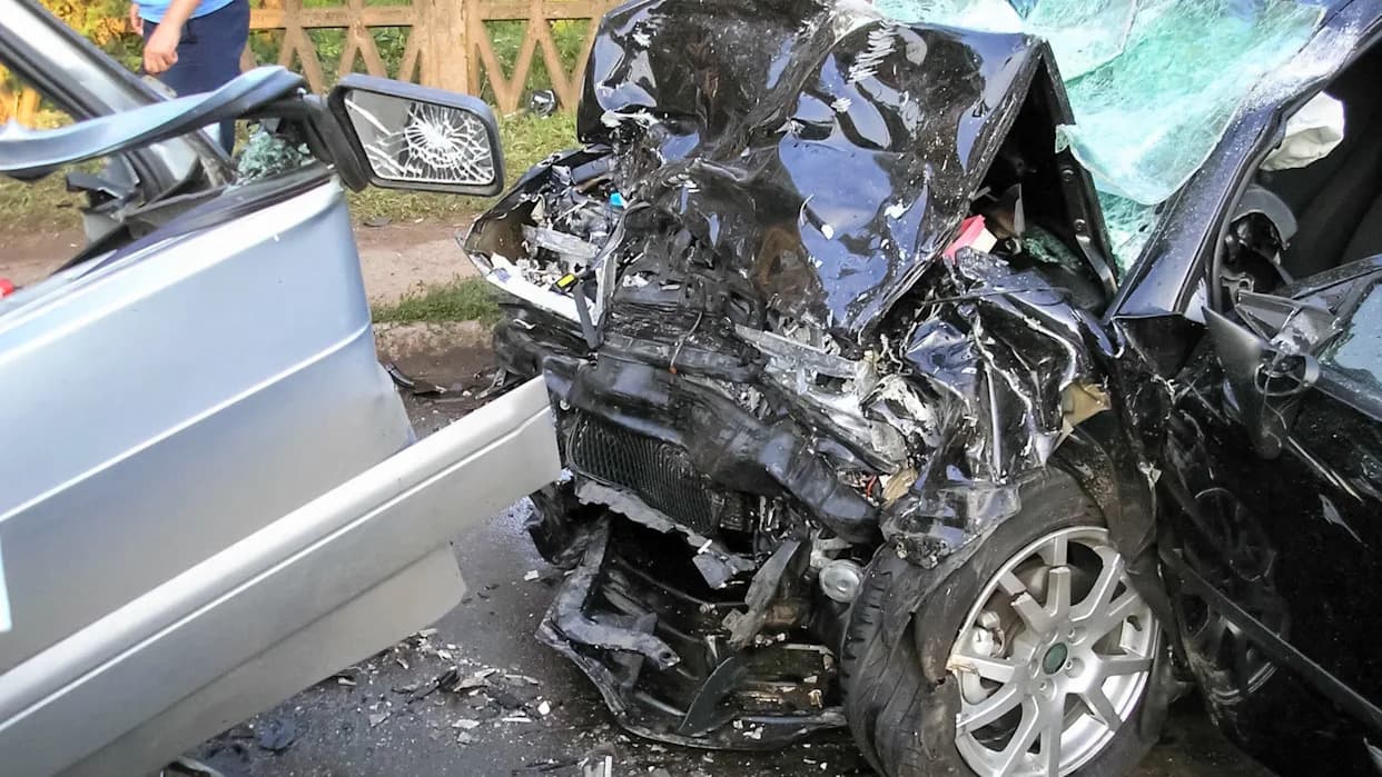 Profesor iz Oksforda Upozorava Na „Hindenburg“ Scenario: Šta Ako AI Izgubi Globalno Poverenje?