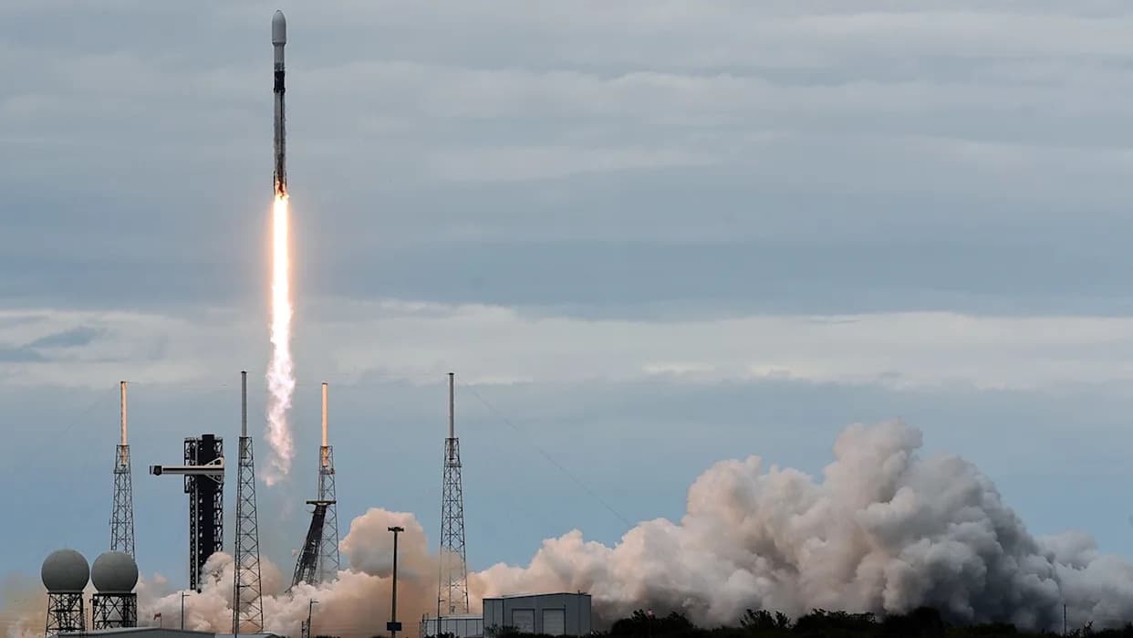 Kina i SpaceX U Trci Za Svemirske AI Podatkovne Centre: Ko Će Kontrolisati Energetski Oblak Iznad Zemlje?