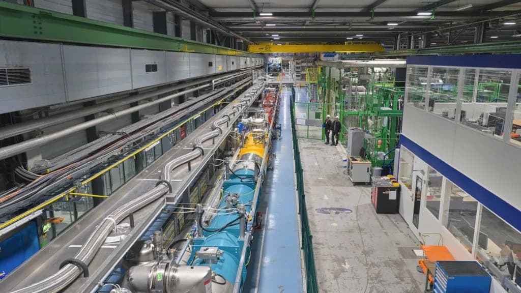 CERN Počinje Hlađenje 95‑Metarskog IT‑String Stenda: Test Nb3Sn Magneta Za HiLumi LHC