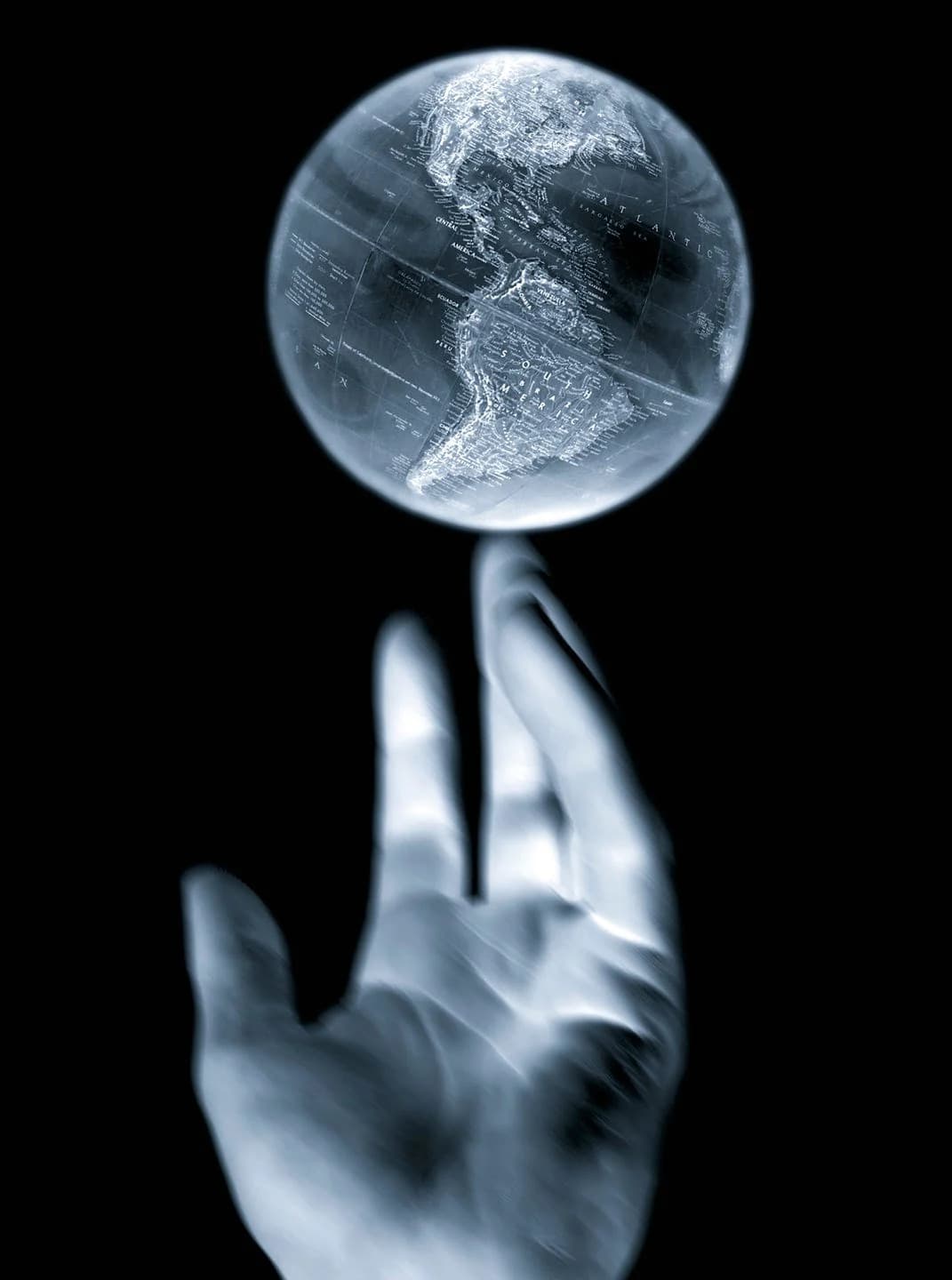 Kristal Tajno Preoblikovan Duboko u Zemlji: Kako Je Gravitaciona Anomalija Trajala Dve Godine