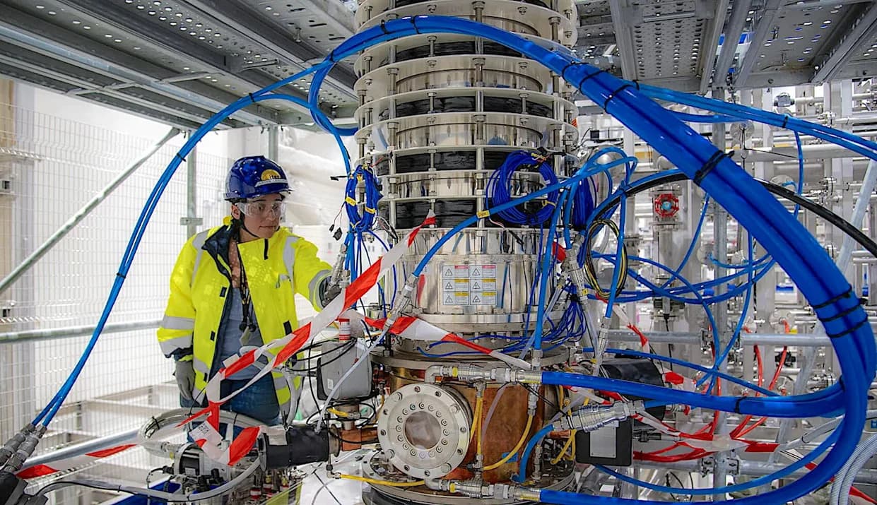 MuWave Razvija Teraherc Mikrotalase Za Fuzione Reaktore — Potencijalno Prelomni Trenutak Za Energetiku