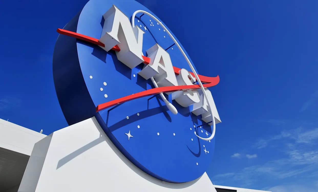 NASA Testira Senzor Na ISS-u Za Praćenje Plutajuće Plastike — AI Katalog Sa 25.000 Otisaka