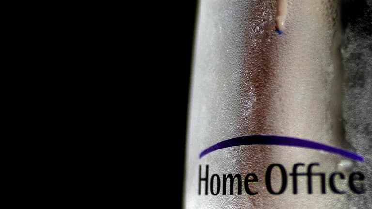 Velika Britanija Zaoštrava Azilnu Politiku: Status Izbeglica Postaje Privremen