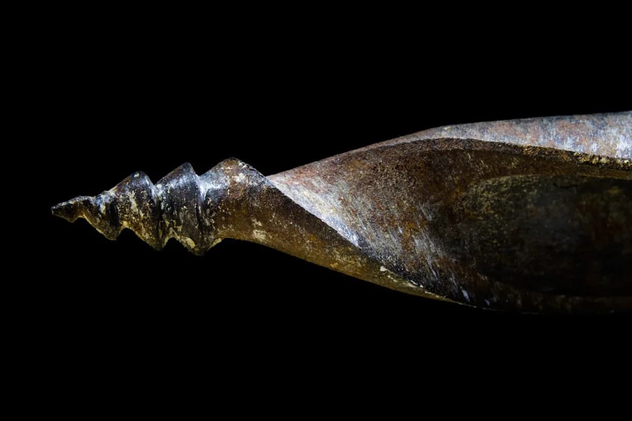 Drevna luk-bušilica stara 5.300 godina iz Badarija pomera istoriju alata za 2.000 godina