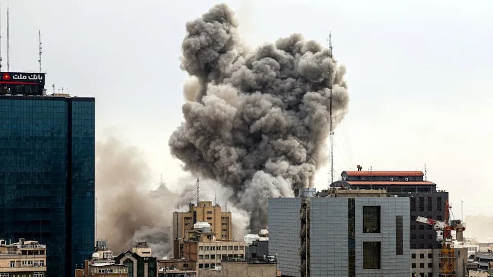 Izrael Navodno Pogodio Sastanak Iranskog Vrhovnog Saveta Tokom Biranja Naslednika Hameneija, Prema Izraelskim Izvorima