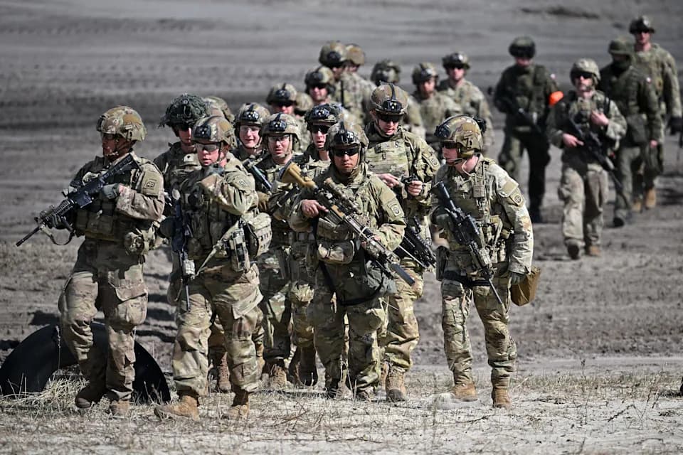 Neočekivano Otkazivanje Vežbe 82. Vazdušno-Desantne Divizije Podstiče Spekulacije o Raspoređivanju na Bliskom Istoku