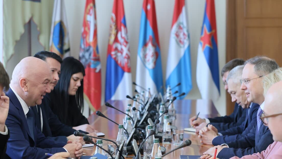 Popović i Gruzdev: Najjeftiniji Ruski Gas i Nafta Ključni Za Stabilnost Snabdevanja