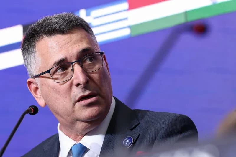 Gideon Saar: Izrael Ne Teži Beskonačnom Ratu Sa Iranom — Kraj Sukoba Biće Usaglašen Sa SAD