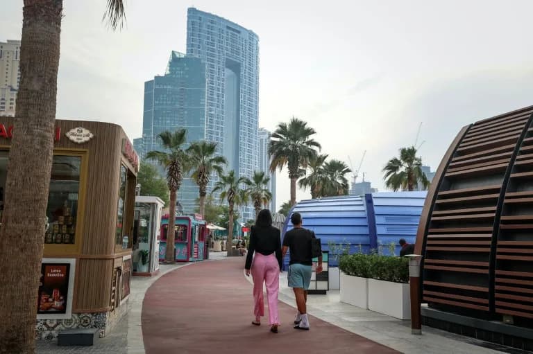 Ekspatri ostaju u Dubaiju i pored iranskih napada — život se nastavlja