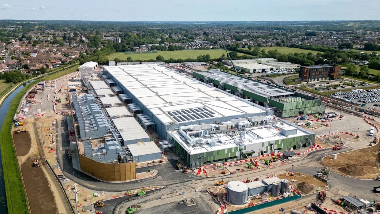 Prioritet AI Centara Za Pristup Struji Može Kočiti Izgradnju Stanova, Upozoravaju Građevinci