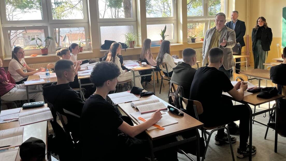 Ministar: Metode Učenja U Srpskim Školama Moraju Biti Savremenije — Reforma, Digitalizacija i Kodeks Za AI