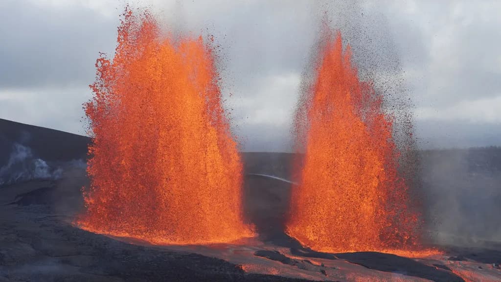 Erupcija Kilauea: Fontane Lave Dosegle Preko 1.300 Stopa — Vrh Zatvoren, Izdato Crveno Upozorenje