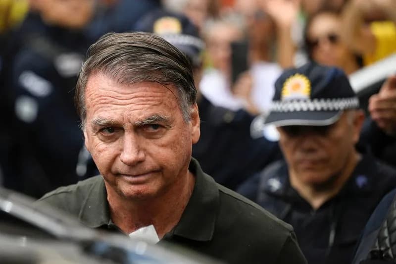 Bivši predsednik Brazila Jair Bolsonaro prebačen u bolnicu iz pritvora