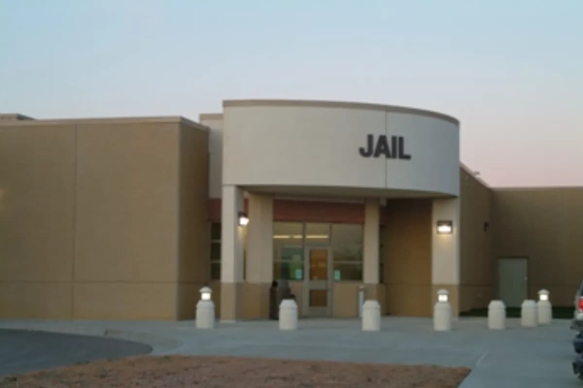 Greška AI: Nevina Baka Iz Tenesija Provela 108 Dana U Zatvoru