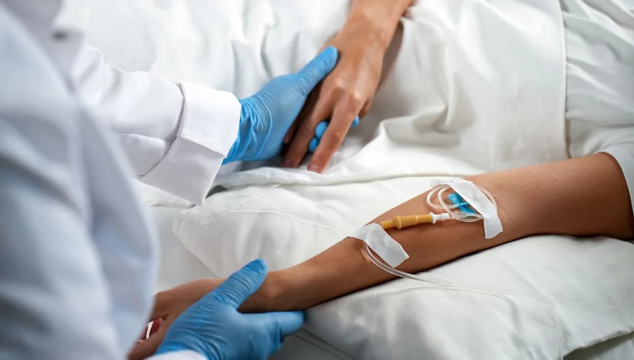 Plastika Koja Svetli: Nova Fluorescentna Metoda Za Praćenje Mikro- i Nanoplastike U Organizmima