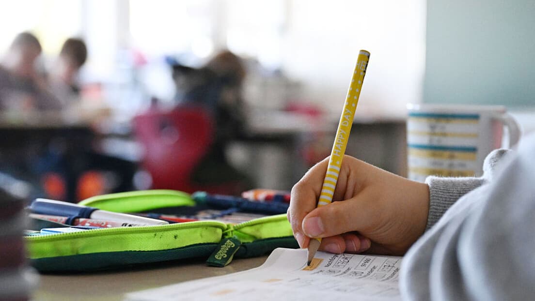 Od 23. marta: eZakazivanje upisa prvaka na Portalu eUprava — sve što roditelji treba da znaju