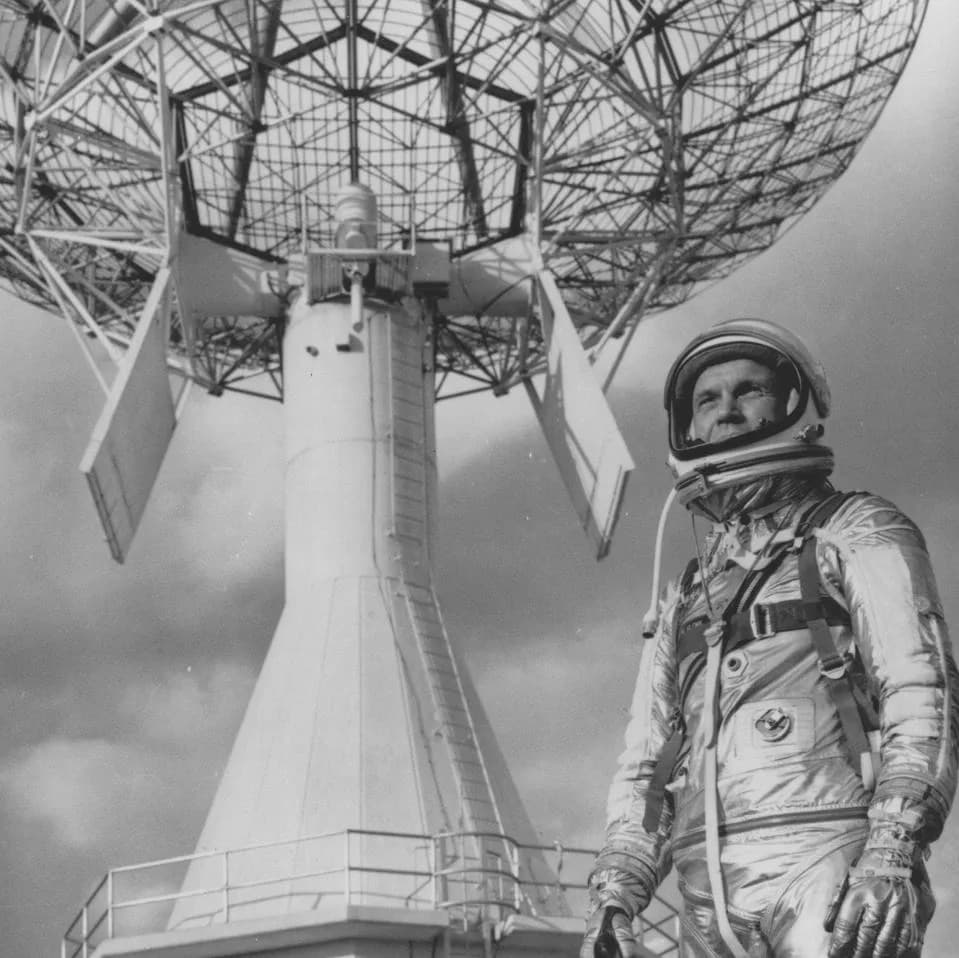 Zašto nismo čuli vanzemaljce? Zvezdani vetrovi i baklje mogu izobličiti njihove radio-signale