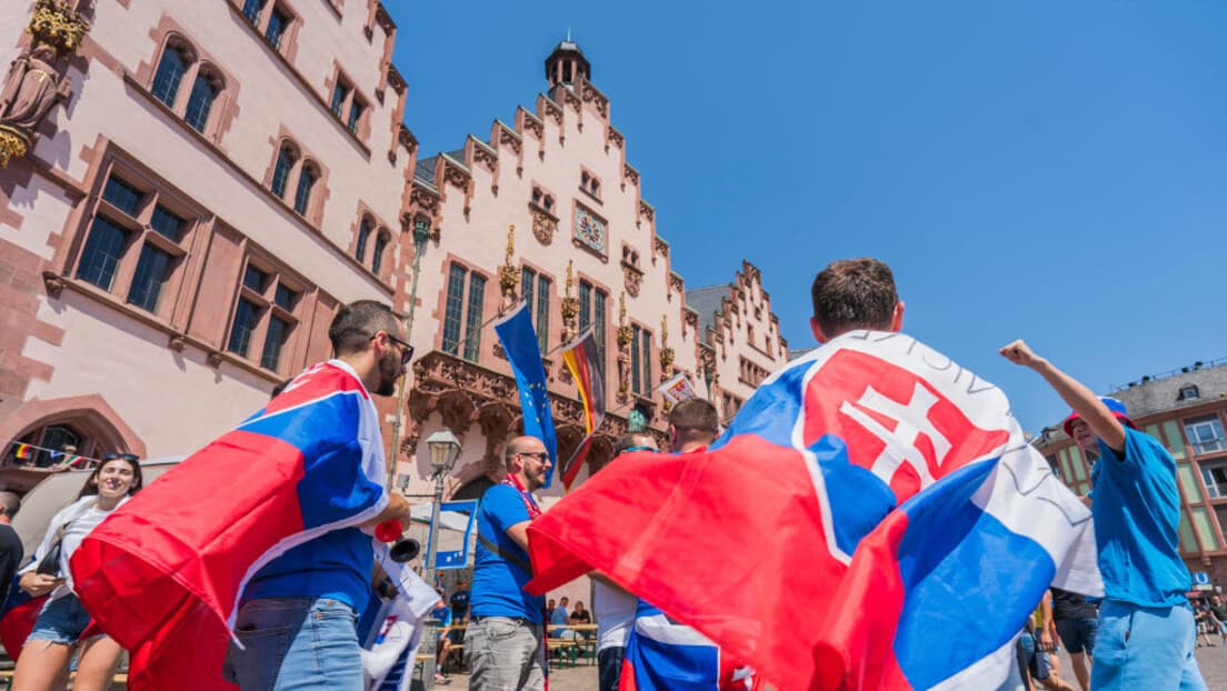 Slovački savez ograničio pristup pristinskim navijačima — zastave i transparenti zabranjeni