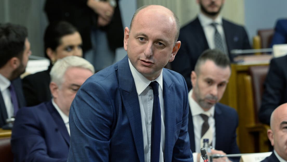 Knežević Postavlja Uslov: Sastaće Se Sa Spajićem Samo Ako Su Teme Srpski Jezik, Zastava I Državljanstvo