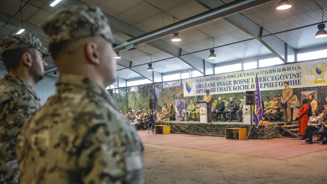 Preteći grafiti u Pazariću: Zamenik ministra odbrane podneo krivičnu prijavu — hoće li počinioci ostati "nepoznati"?