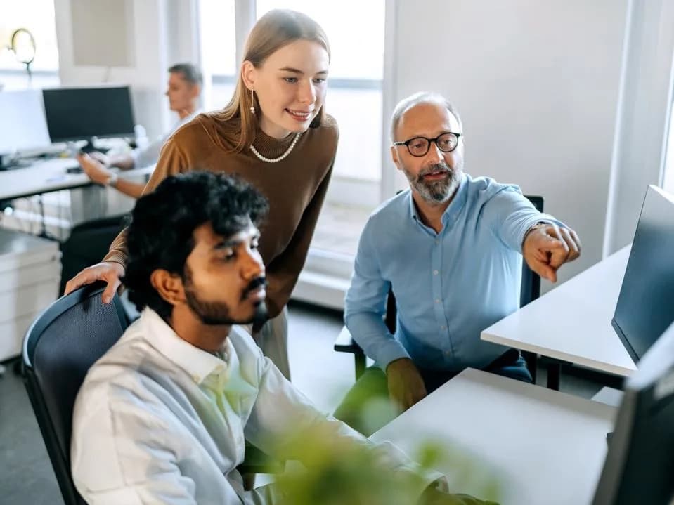 Zakonodavci Propuštaju Razliku Između Opšte Namene i Namenski Dizajniranih AI — Zašto To Pravi Problem