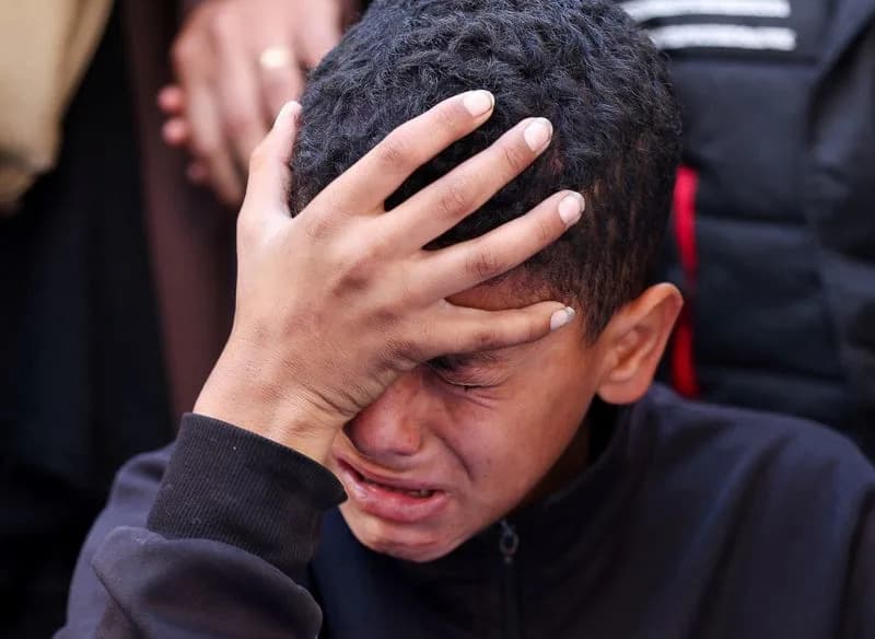 Izraelski vazdušni udar u Gazi ubio troje, 22-godišnjak poginuo na Zapadnoj obali