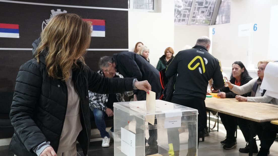 Vučić: Ne Tražim Slavlje, Već Samokritiku Nakon Izbora u 10 Opština