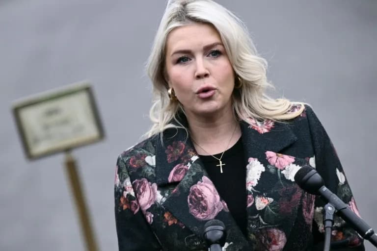 Nakon papine kritike: Bela kuća brani molitve za američke vojnike