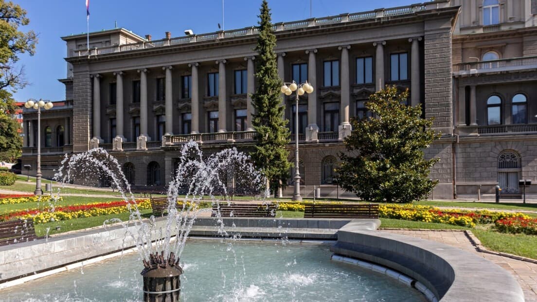 Konsultacije na Andrićevom vencu: podeljeni stavovi o vanrednim izborima i rekonstrukciji vlade