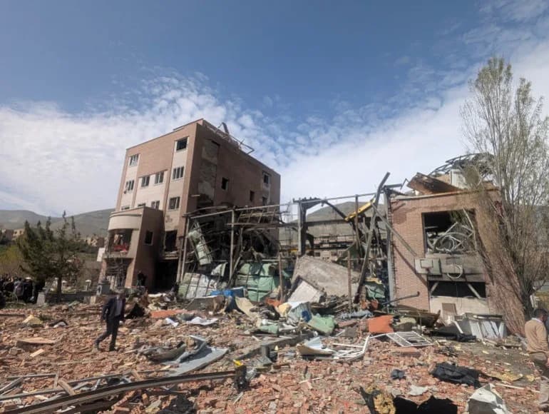 Vazdušni Udarima Uništeni Istraživački Centri: Univerziteti, Institut Pasteur i Industrija Pogođeni u Iranu