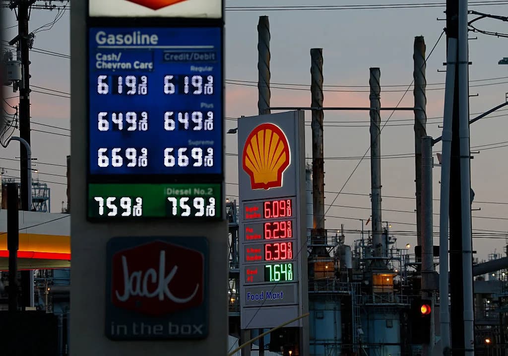 Kriza oko Ormuskog moreuza: Globalne nestašice goriva i mere štednje širom sveta