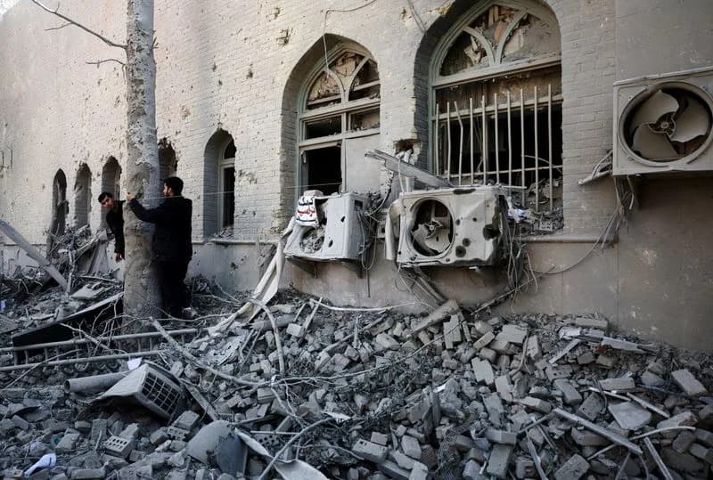 Pakistan Posreduje Između SAD i Irana Dok Iranski Udari Prete Da Unište Pregovore