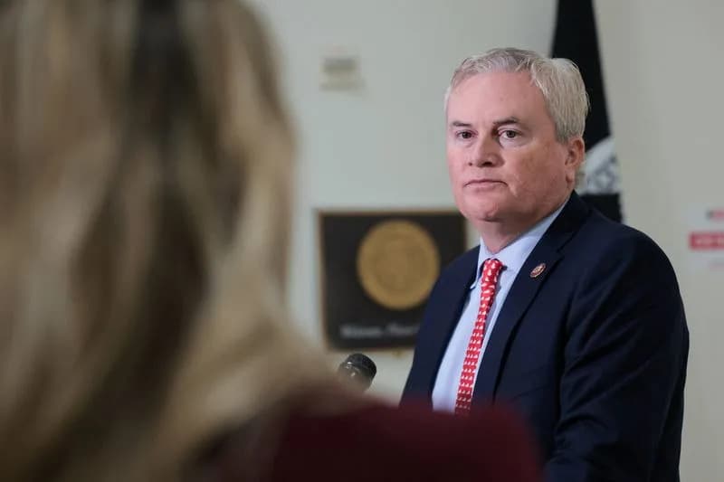 James Comer Potvrdio: "Imaćemo Javna Saslušanja" Sa Žrtvama Jeffreya Epsteina