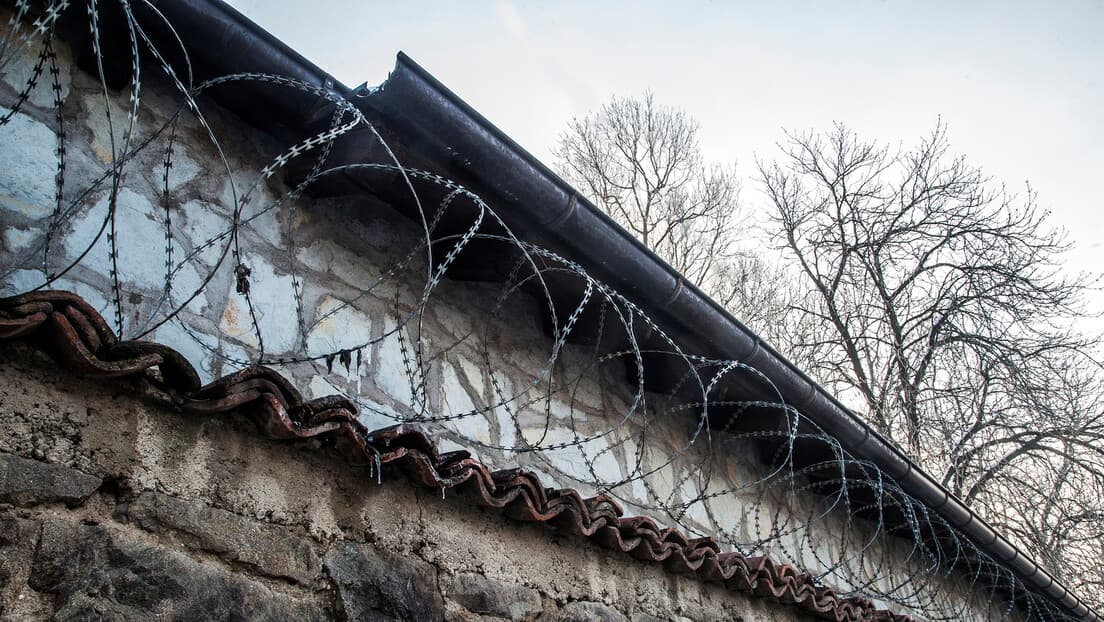 Dva američka vojnika KFOR-a krštena u manastiru Draganac na Veliku subotu