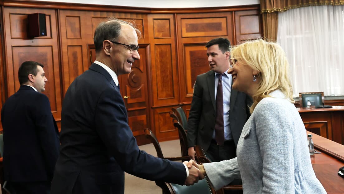 Premijer Macut: Vreme Je Za Osavremenjivanje Univerziteta — Novi Studijski Programi I Jasni Standardi