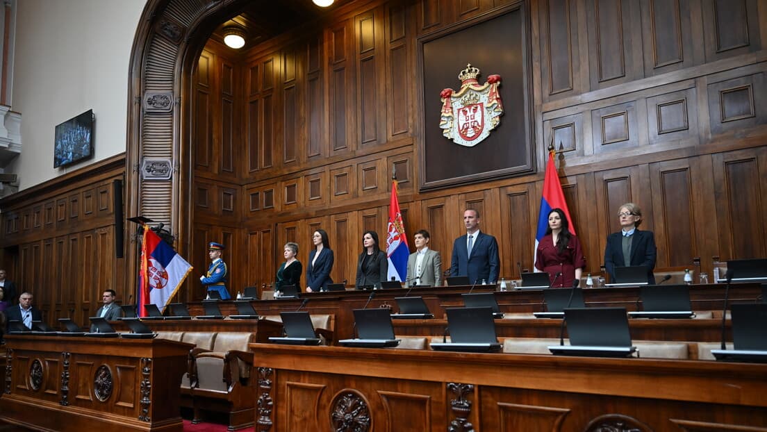 Pavlović Zatražio Hitnu Posetu Moskvi: Skupština Sa 40 Tačaka Raspravljala O Nafti I Zakonima