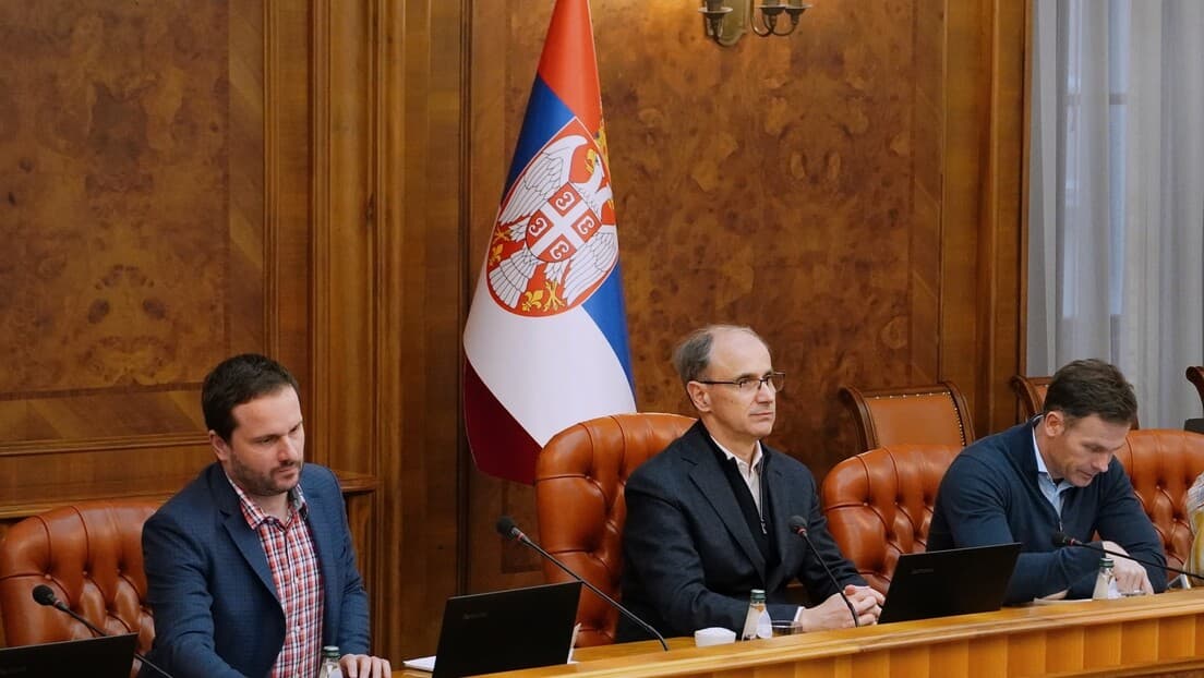 Premijer Đuro Macut: Nije vreme za vanredne izbore — prioritet je smirivanje tenzija i dijalog