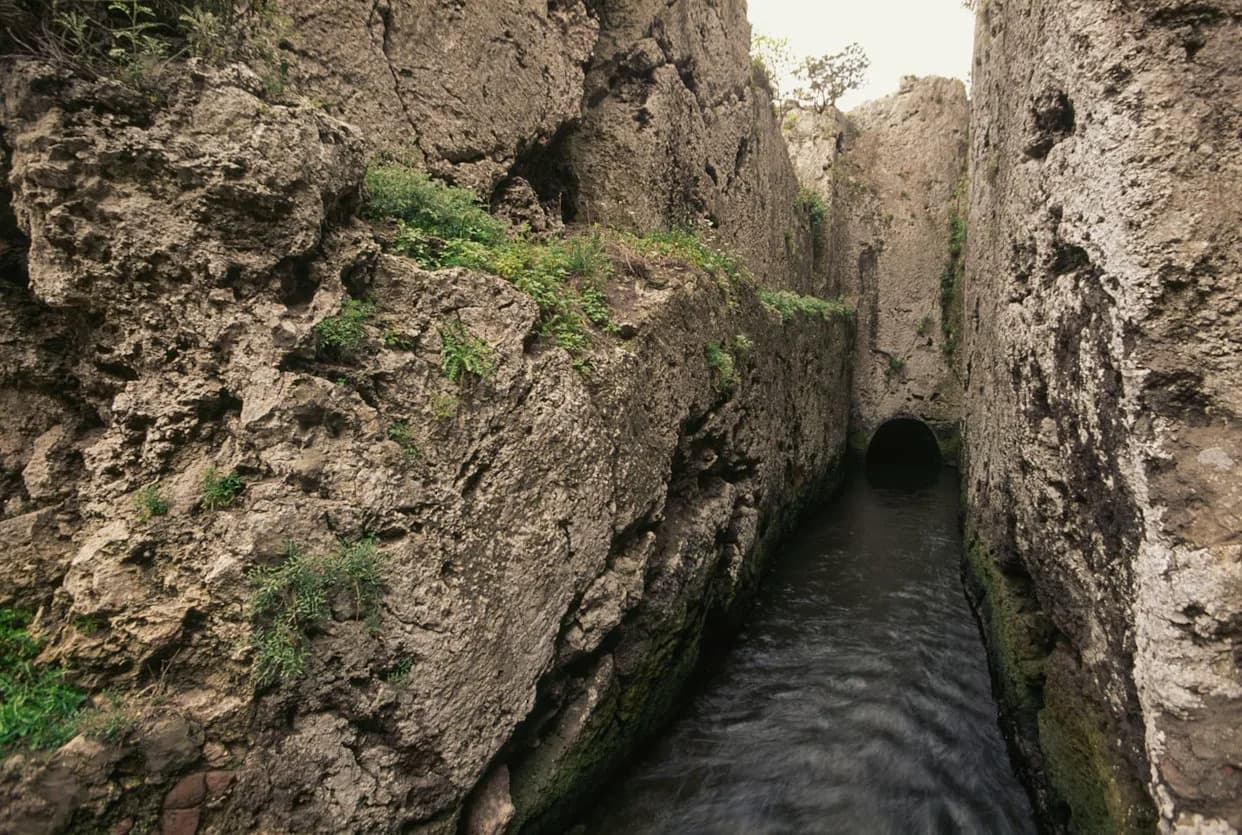 Otkriven Rimski 'Superautoput' Ispod Nemačkih Oranica: Kanal Koji Je Povezao Rajnu i Burgus Trebur‑Astheim