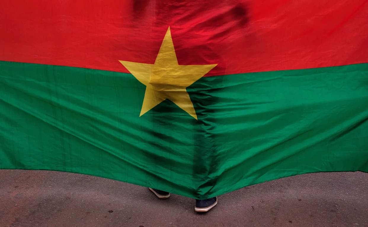 Burkina Faso Rasformirao 118 NVO — Amnesti Oštro Osuđuje Odluku